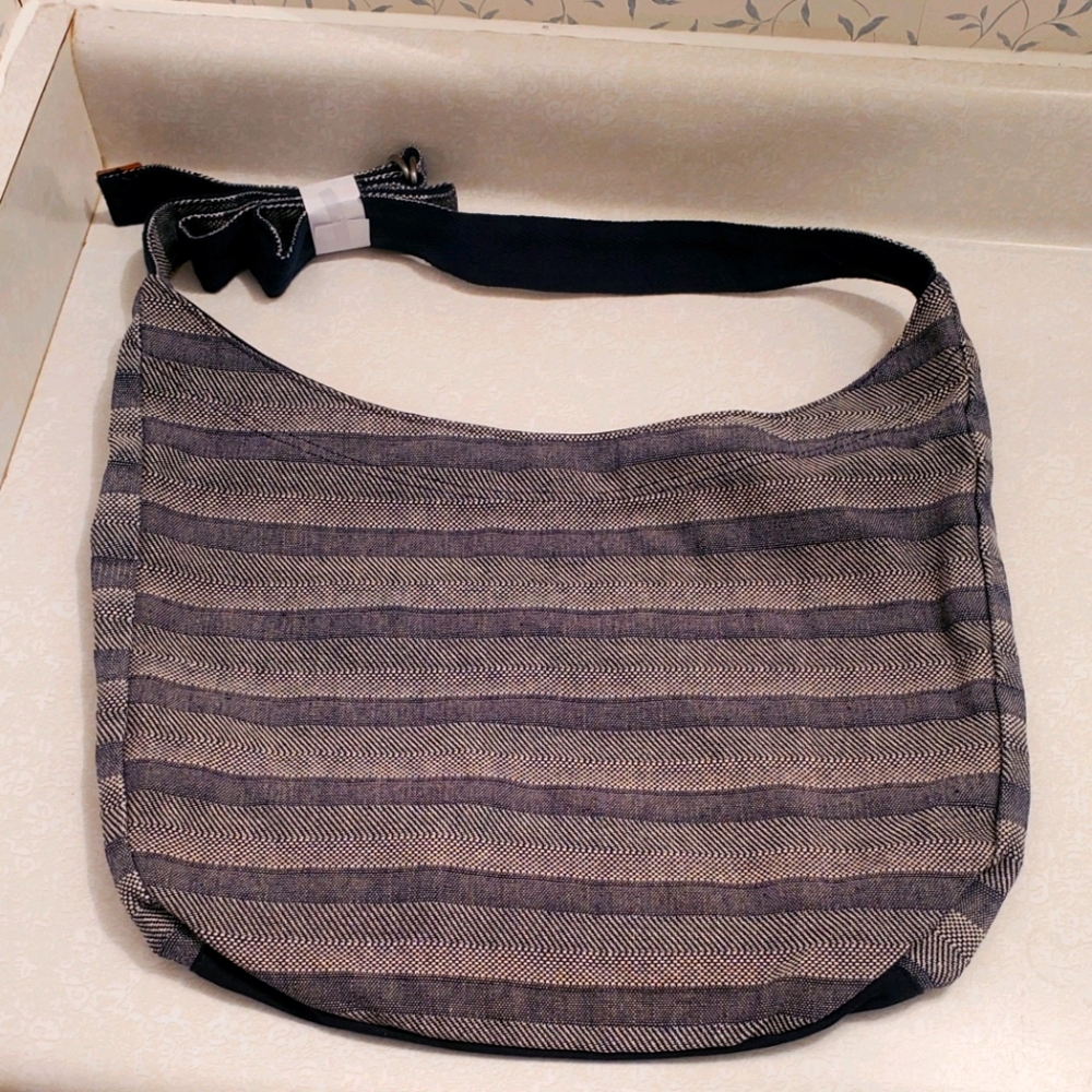 NWT-Thirty-One Retro Metro Hobo Crossbody
